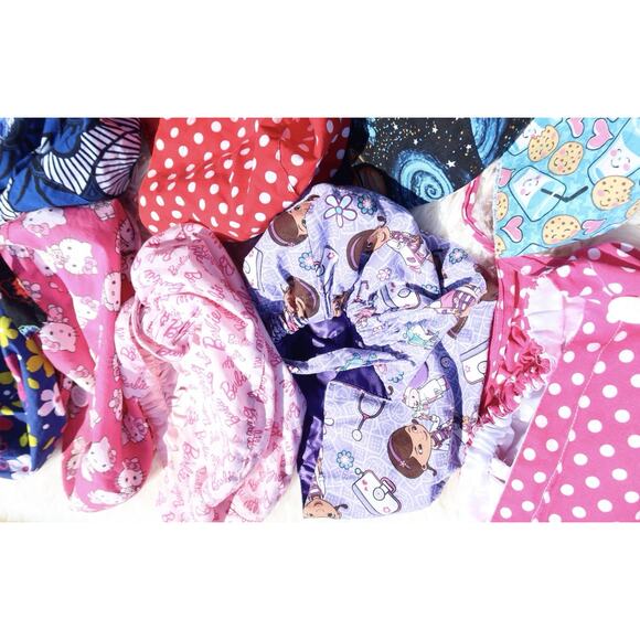 Lot of 20 Custom Nurse Scrub Caps 16 Silk Lined Hello Kitty Barbie Bouffant main image 11